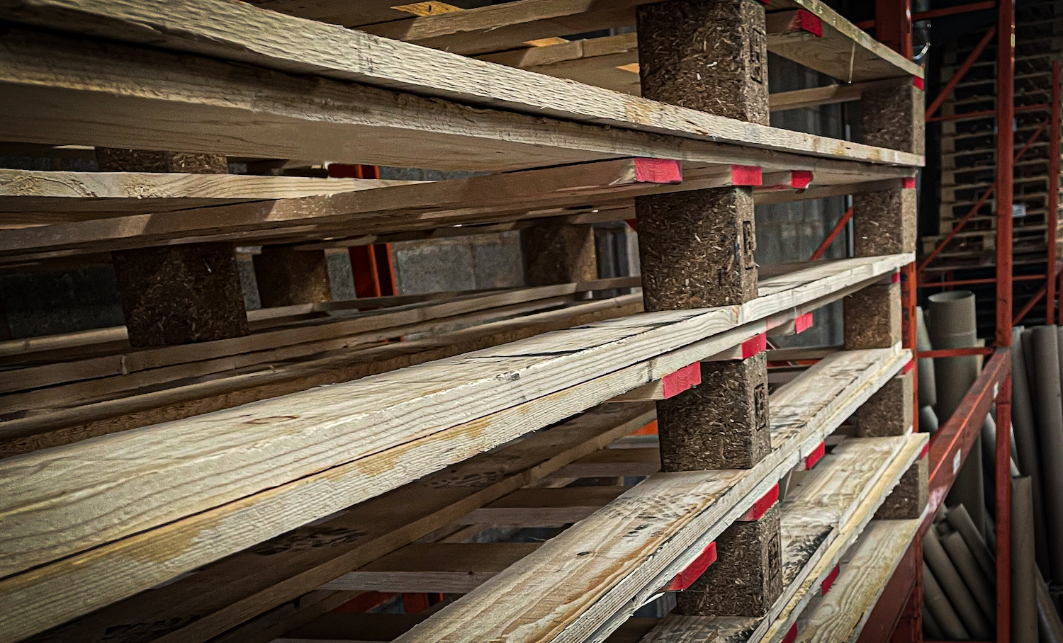 Buy extra long wooden pallets in Bristol